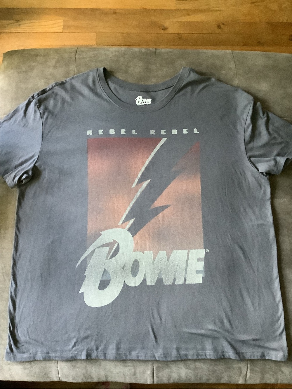 David Bowie 'Rebel Rebel' Lightning Bolt Graphic Tee - Gray